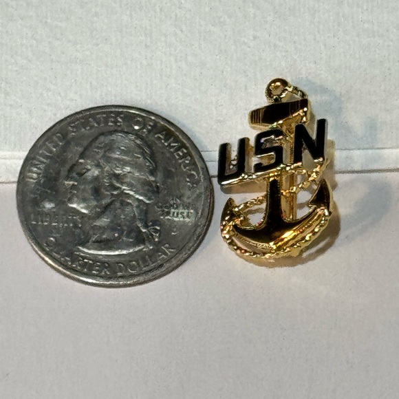 Gold and Silver USN Anchor Pin - Picture 6 of 6
